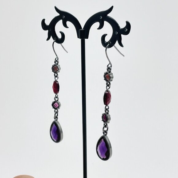 CHAPS Dangle Earrings Purple Teardrop Faceted Beads Gunmetal Tone Boho Glam - Picture 4 of 9